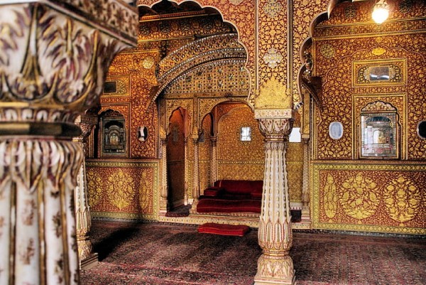 india-rajastan-jaisalmer-palace-in india