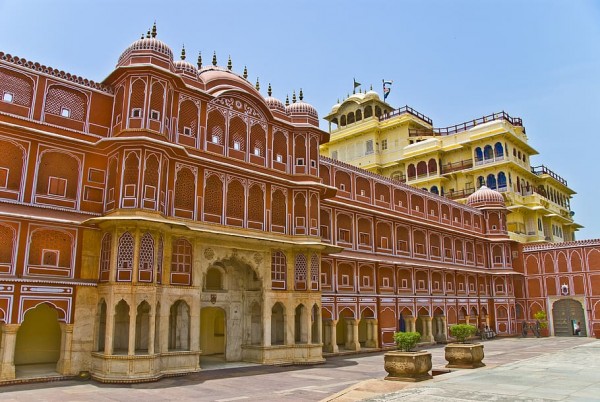 jaipur-palace-rajasthan-India